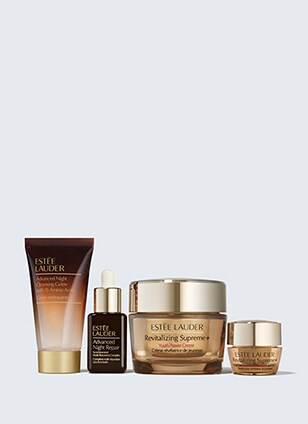 Revitalizing Supreme+ Moisturizer Holiday Skincare Set 